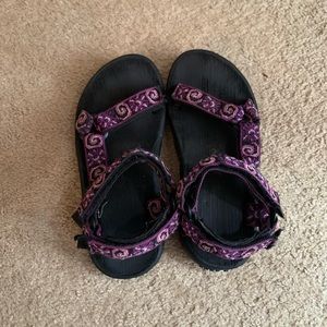 Vintage Teva’s!